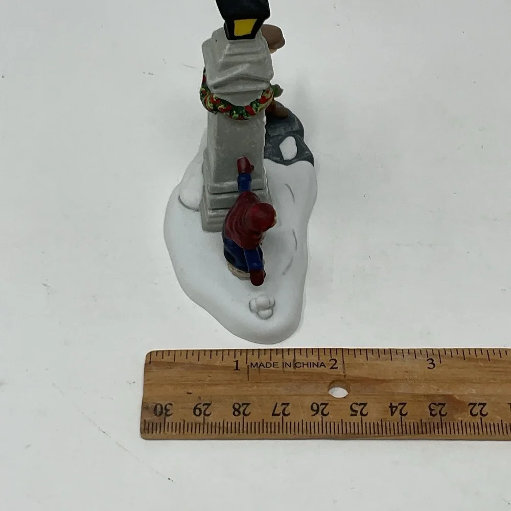 Dept 56 Dickens Village Heritage Collection Snowball Fun 56.58812 Christmas